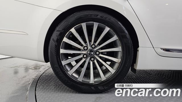 Kia K7 из Кореи Encar