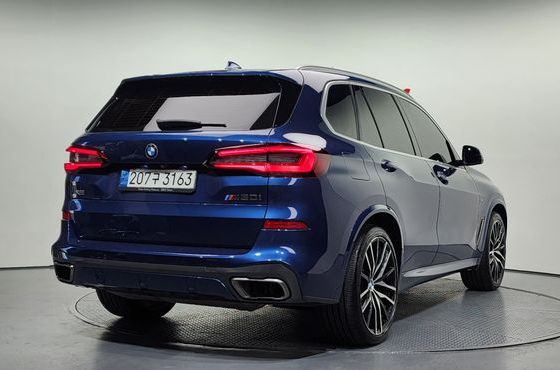 BMW X5 M50i — пробег 122 633 км — фото 2 из 5