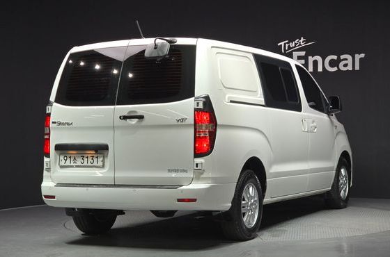 Hyundai Starex Van 5-Seater Modern — пробег 160 025 км — фото 2 из 5