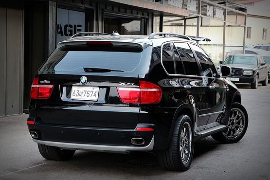BMW X5 xDrive 48i — пробег 228 101 км — фото 4 из 5