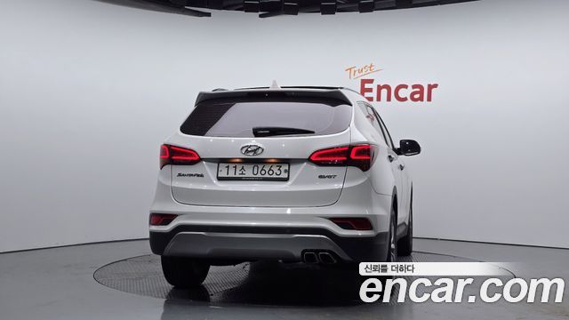 Hyundai Santafe Diesel 2.0 2WD Exclusive — пробег 123 643 км — фото 4 из 5