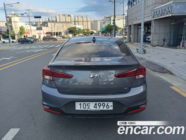 Hyundai AVANTE 1.6 Style — пробег 115 237 км — фото 2 из 5