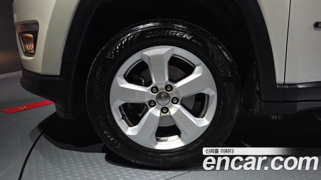 Jeep Compass из Кореи Encar