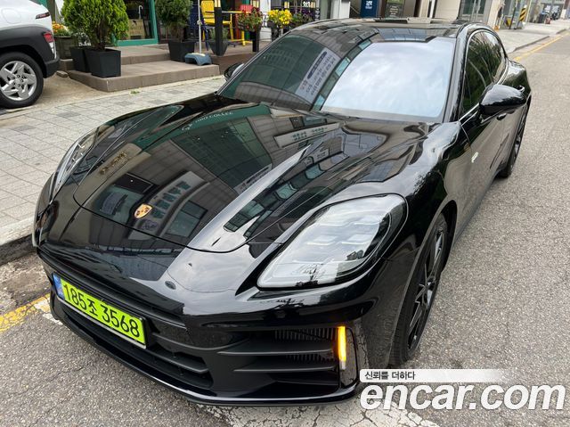 Porsche Panamera 2.9 AWD E-Hybrid — пробег 9 000 км — фото 2 из 5