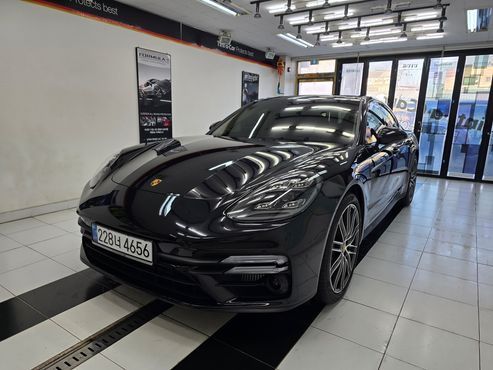 Porsche Panamera 2.9 AWD Platinum Edition — пробег 15 000 км — фото 4 из 5