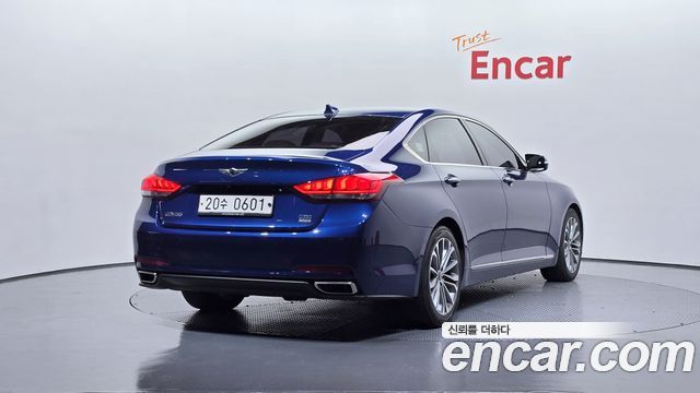 Hyundai Genesis из Кореи Encar