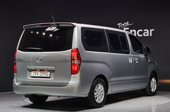 Hyundai Starex 12-Seater Wagon Modern — пробег 136 700 км — фото 2 из 5