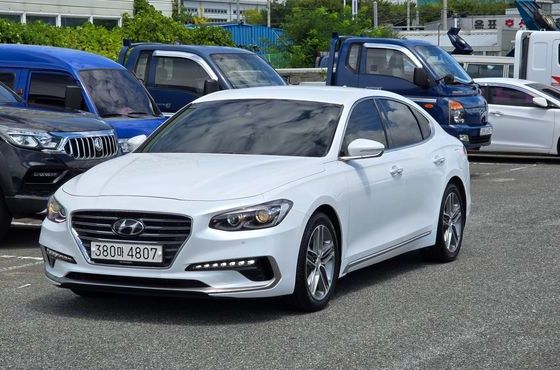 Hyundai Grandeur 2.4 Premium Special — пробег 91 866 км — фото 1 из 5