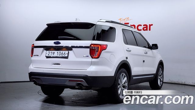 Ford Explorer 2.3 Limited 4WD 5th — пробег 103 817 км — фото 2 из 5