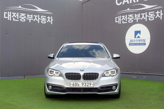 BMW 5-Series 528i Luxury — пробег 81 800 км — фото 3 из 5