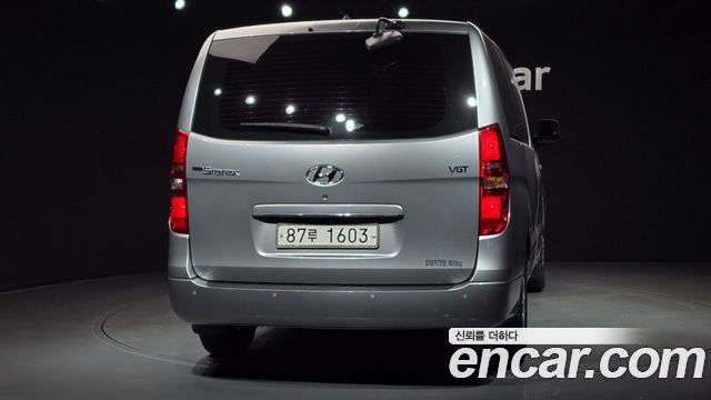 Hyundai Starex Van 3-Seater Smart — пробег 81 122 км — фото 4 из 5