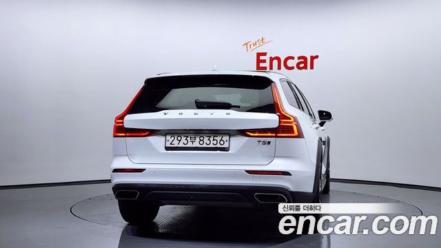 Volvo V60 из Кореи Encar