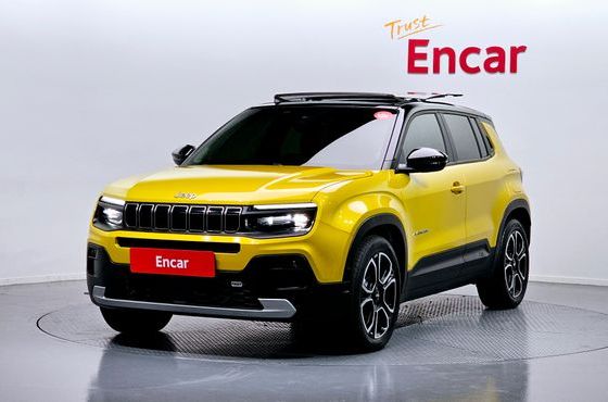 Jeep Avenger Altitude — пробег 4 533 км — фото 1 из 5