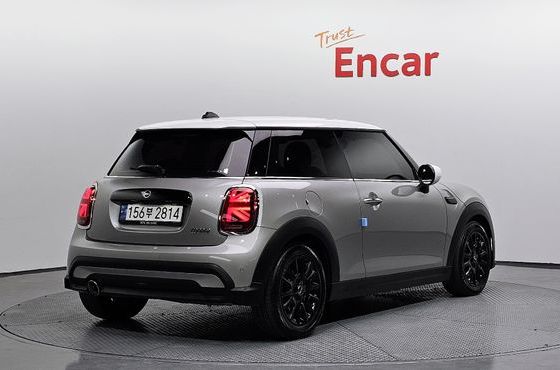 Mini Cooper Classic Third Generation — пробег 51 885 км — фото 2 из 5