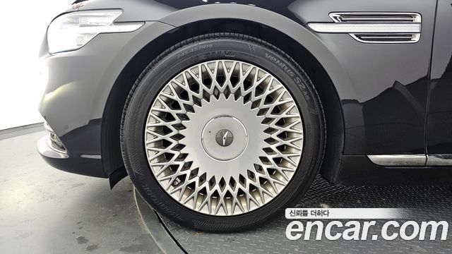 Genesis G90 из Кореи Encar