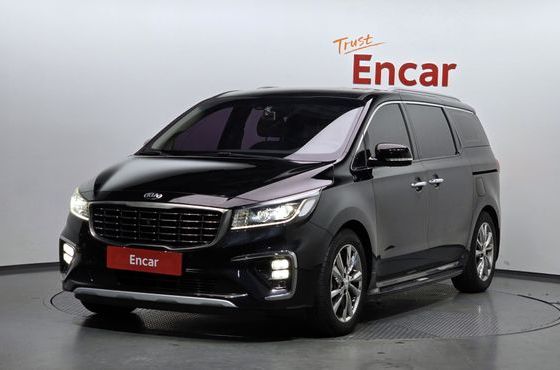 Kia Carnival 9-Seater Noblesse Special — пробег 157 179 км — фото 1 из 5