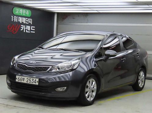 Kia pride 1.6 GDI Sedan Luxury — пробег 116 683 км — фото 1 из 5