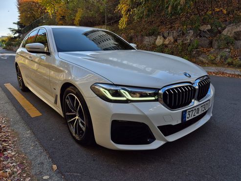 BMW 5-Series 520i M Sport — пробег 50 900 км — фото 3 из 5