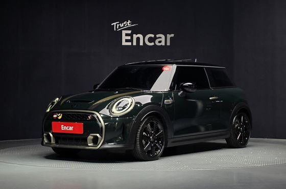 Mini Cooper 3Door Resolute Edition 3rd Gen — пробег 37 967 км — фото 1 из 5