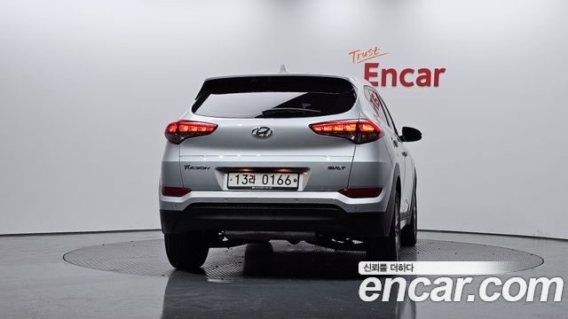Hyundai Tucson Diesel 1.7 2WD Style — пробег 93 048 км — фото 4 из 5