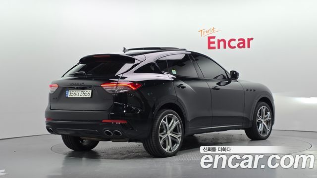 Maserati Levante 3.0 S AWD GranLusso — пробег 63 541 км — фото 2 из 5
