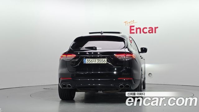 Maserati Levante 3.0 S AWD GranLusso — пробег 63 541 км — фото 4 из 5