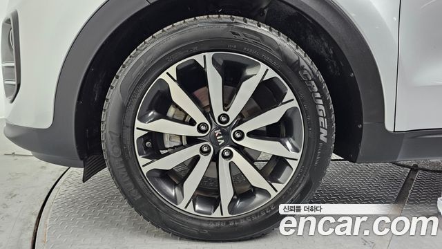 Kia Sportage из Кореи Encar