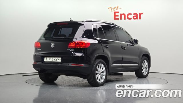 Volkswagen Tiguan 2.0 TDI Comfort 5N — пробег 177 489 км — фото 2 из 5