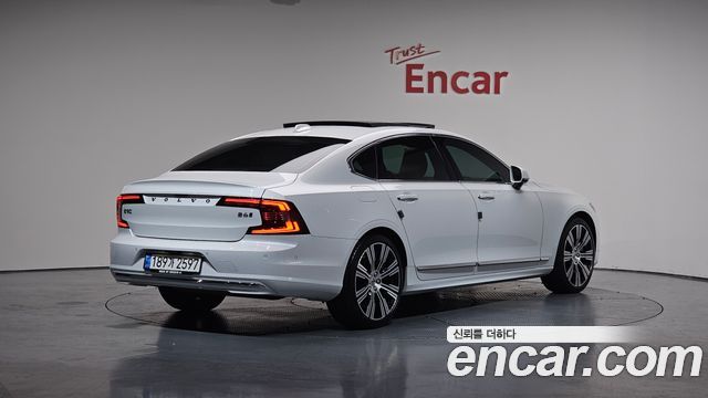 Volvo S90 из Кореи Encar
