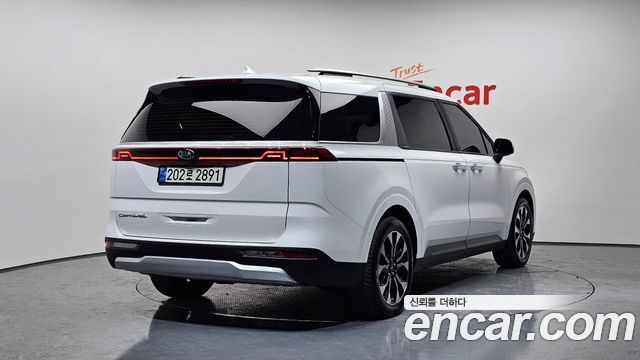 Kia Carnival из Кореи Encar