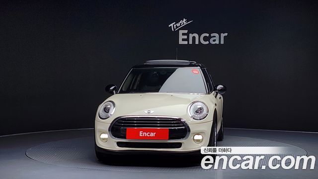 Mini Cooper 5Door HIGH 3rd — пробег 69 118 км — фото 3 из 5