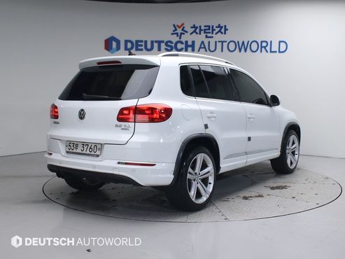 Volkswagen Tiguan 2.0 TDI R-Line 5N — пробег 150 218 км — фото 2 из 5
