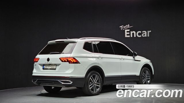 Volkswagen Tiguan 2.0 TSI Prestige — пробег 24 563 км — фото 2 из 5