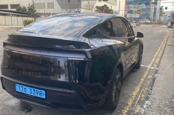 Tesla Model Y RWD — пробег 300 км — фото 5 из 5