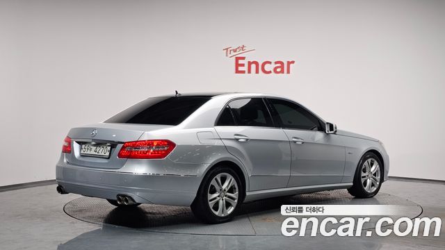 Mercedes-Benz E-Class из Кореи Encar
