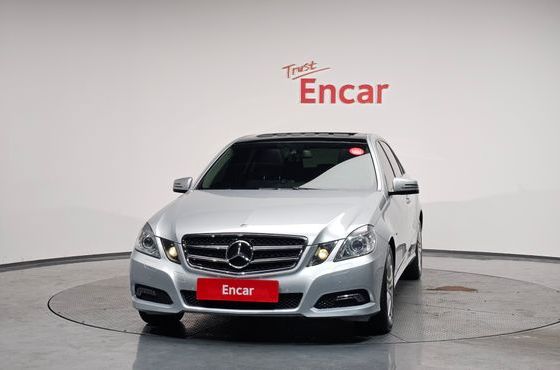 Mercedes-Benz E-Class E200 CGI Avantgarde — пробег 108 239 км — фото 3 из 5