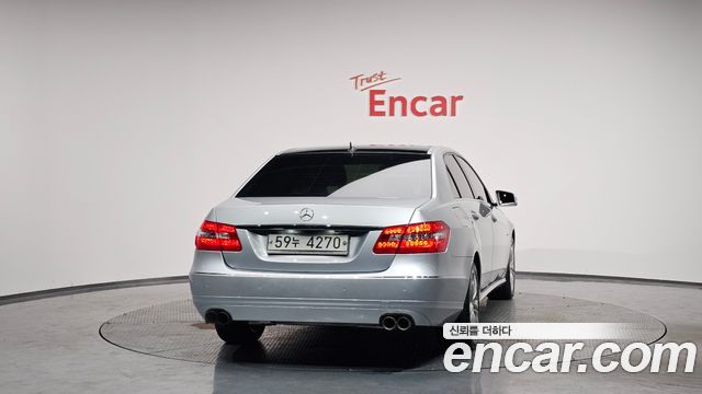 Mercedes-Benz E-Class из Кореи Encar