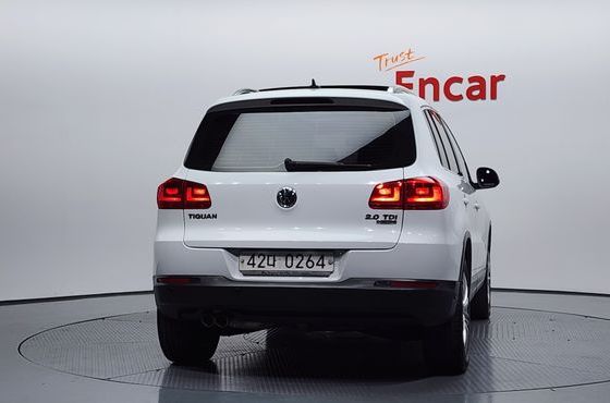Volkswagen Tiguan 2.0 TDI Premium 5N — пробег 148 534 км — фото 4 из 5
