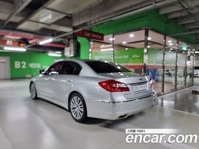 Hyundai Genesis из Кореи Encar