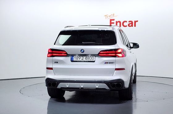 BMW X5 M60i — пробег 29 319 км — фото 4 из 5