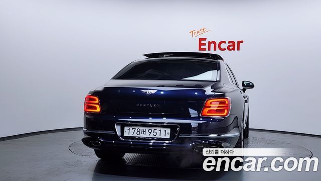 Bentley Flying Spur из Кореи Encar