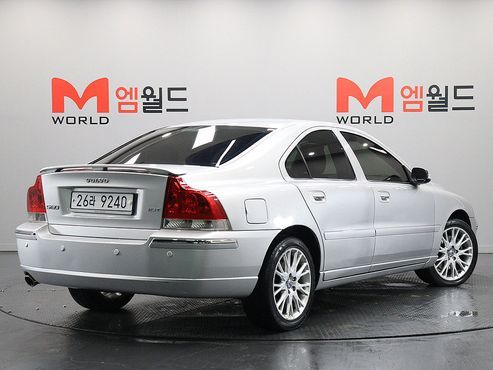 Volvo S60 2.5T 1st — пробег 87 330 км — фото 4 из 5