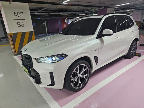 BMW X5 xDrive 40i M Sport — пробег 21 000 км — фото 2 из 5