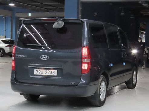 Hyundai Starex 12-Seater LPi Wagon Smart — пробег 88 000 км — фото 4 из 5