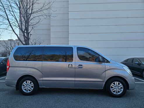 Hyundai Starex 12-Seater Wagon Smart — пробег 158 000 км — фото 4 из 5