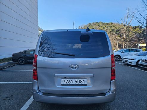 Hyundai Starex 12-Seater Wagon Smart — пробег 158 000 км — фото 5 из 5