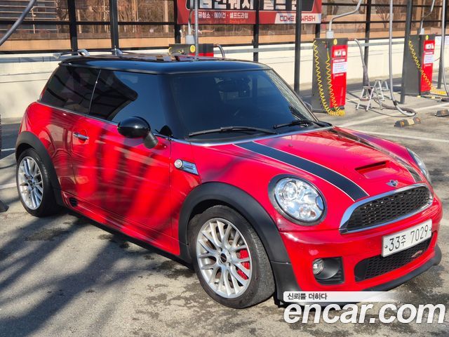Mini Cooper JCW 2nd Generation — пробег 66 000 км — фото 1 из 5