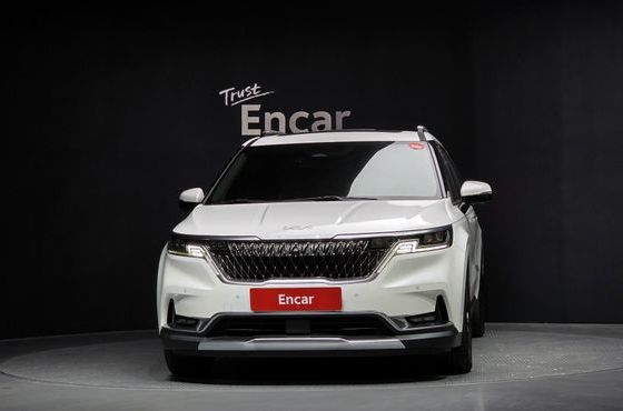 Kia Carnival 9-Seater Signature — пробег 56 530 км — фото 3 из 5