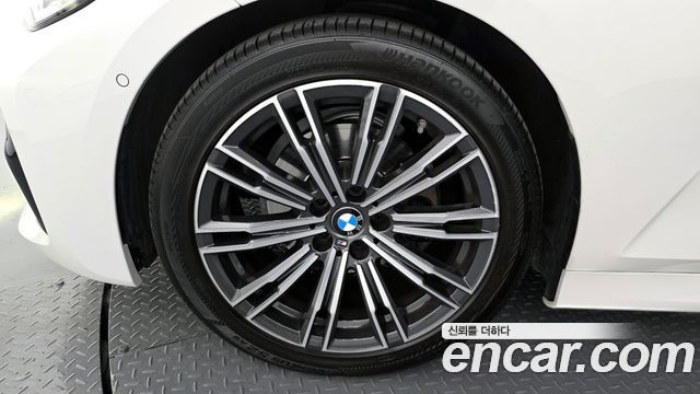 BMW 3-Series из Кореи Encar