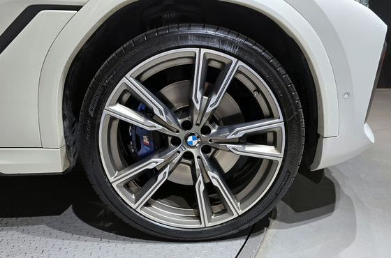 BMW X6 M50i — пробег 39 824 км — фото 5 из 5